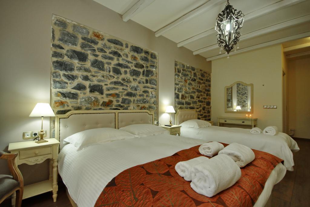 Thisoa Hotel Karkaloú Habitación foto